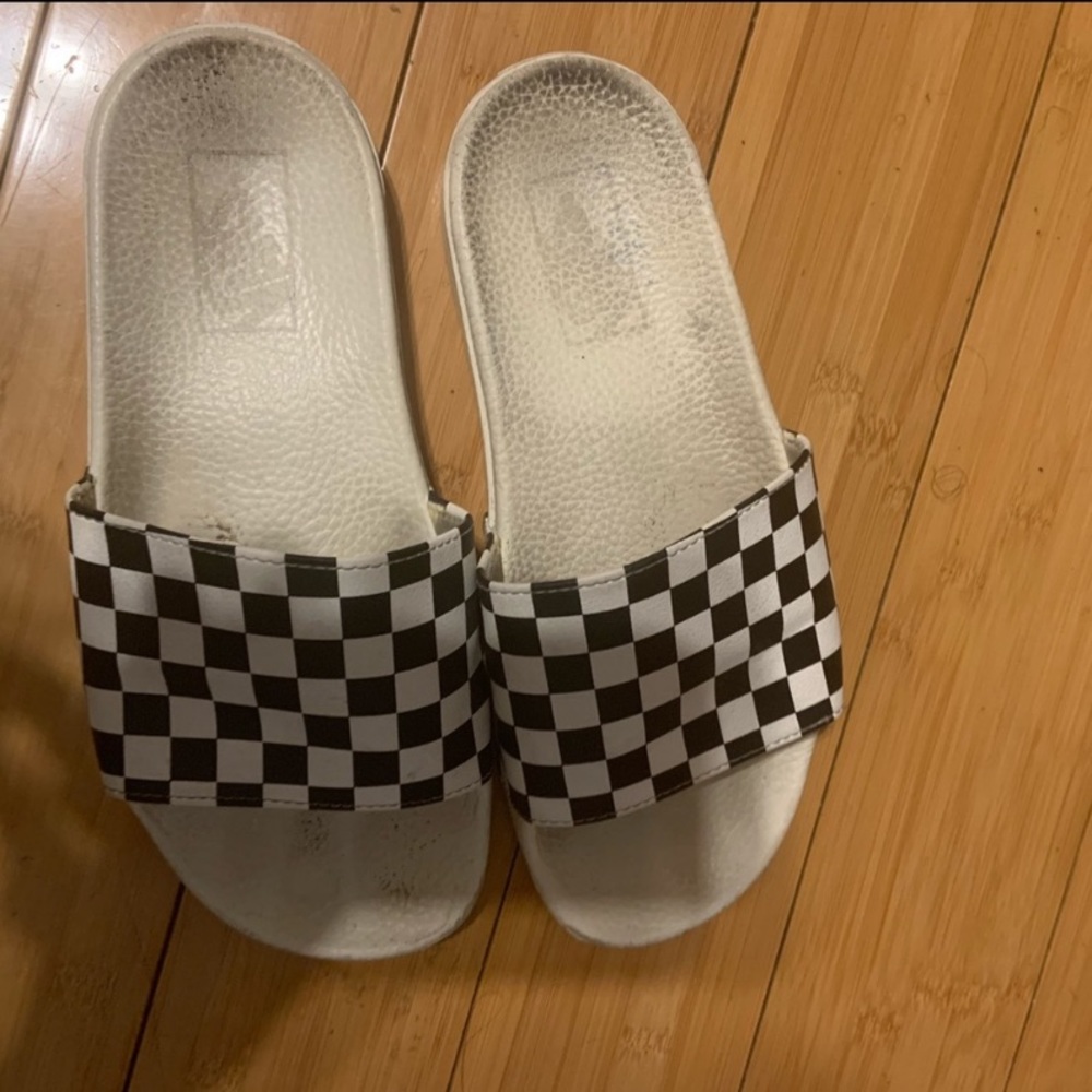 Women’s Van Slides Size 8